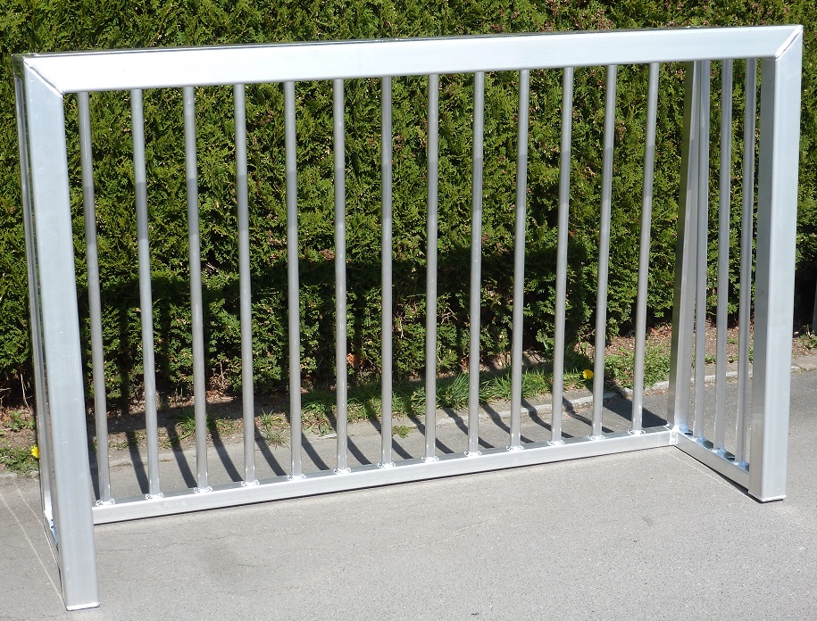 Minitor mit geschlossenem Hinterbau von artec Minitor mit geschlossenem Hinterbau von artec