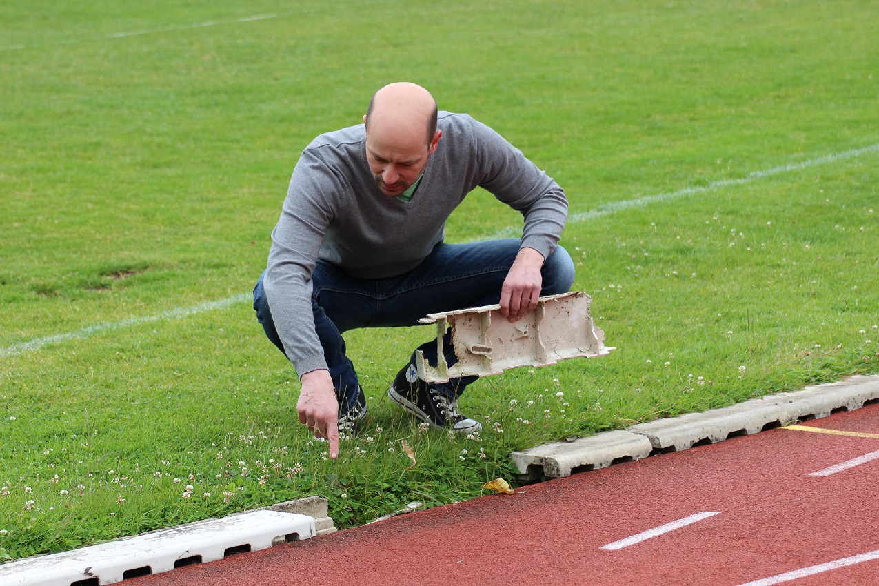 Sportplatz Sicherheitsprüfung