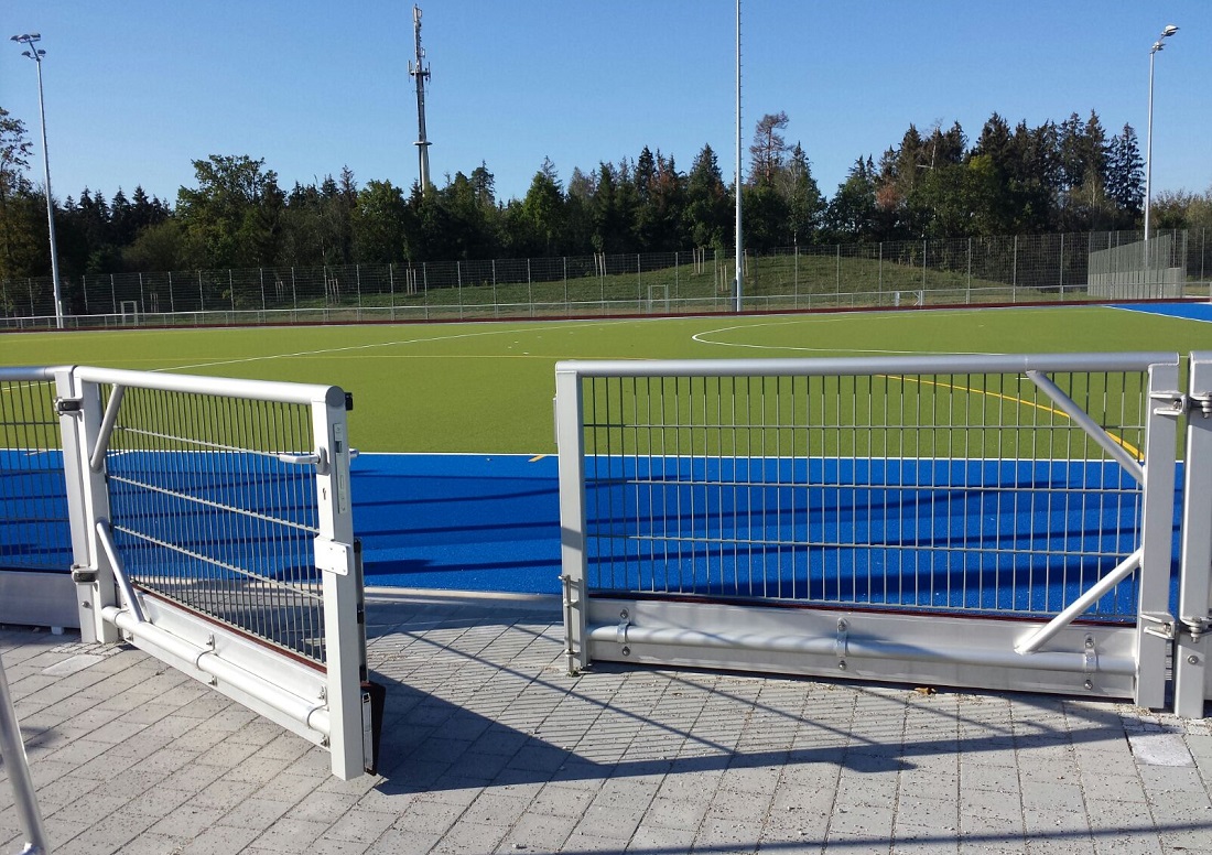 Barrieresysteme mit Gittermatten verzinkt und Tor