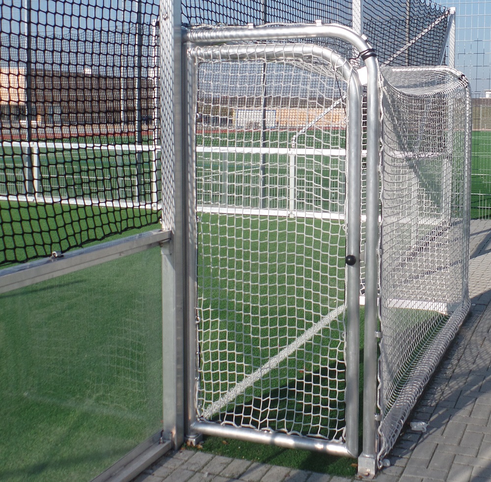 Transparentes Bandensystem für Minispielfelder und Indoor Soccer Courts in der Halle Transparentes Bandensystem für Minispielfelder und Indoor Soccer Courts in der Halle