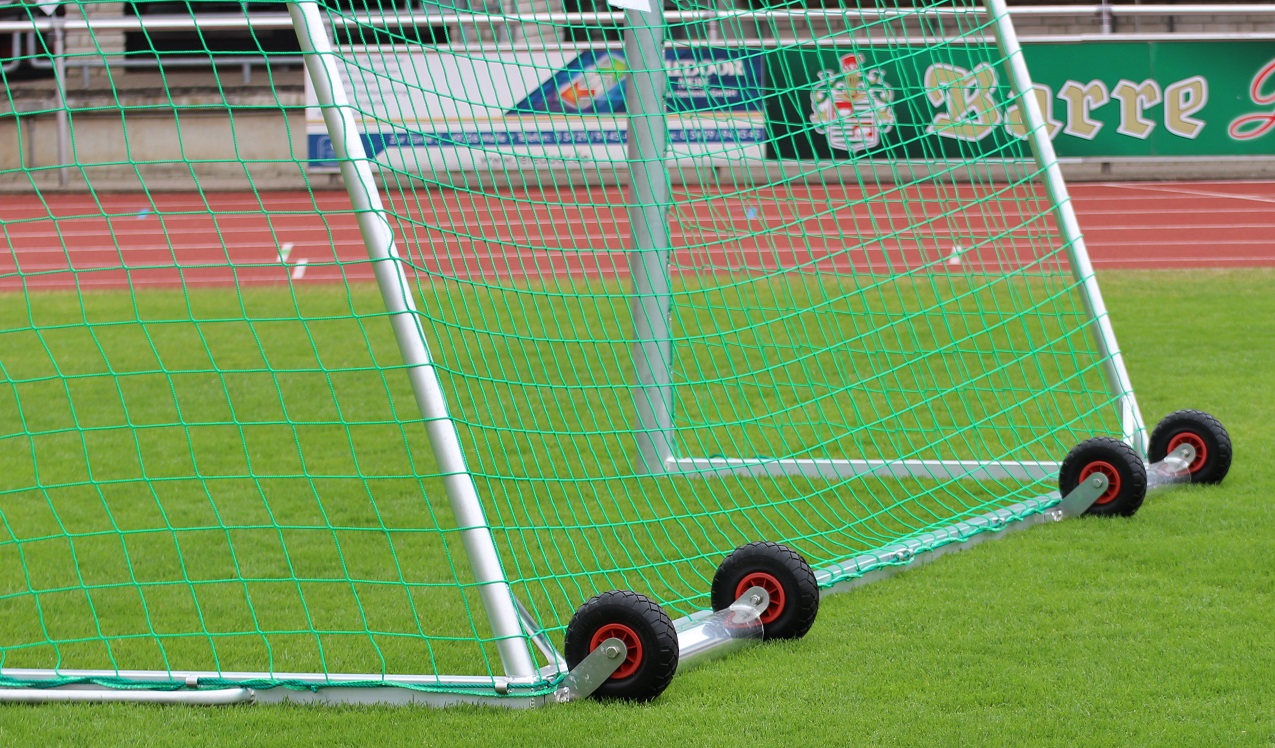 Weighting by additional weights to prevent tipping of soccer goals Weighting by additional weights to prevent tipping of soccer goals