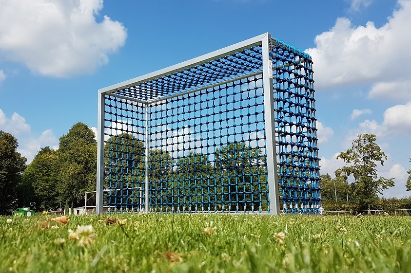 Soccer field goals with Hercules net