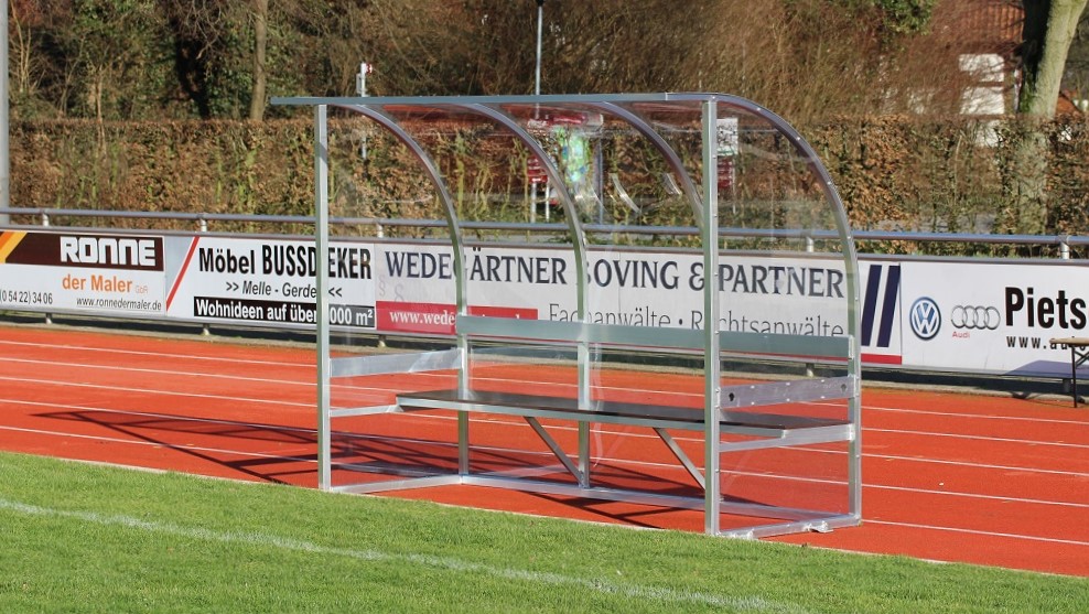 Verglaste Trainerbank Verglaste Trainerbank