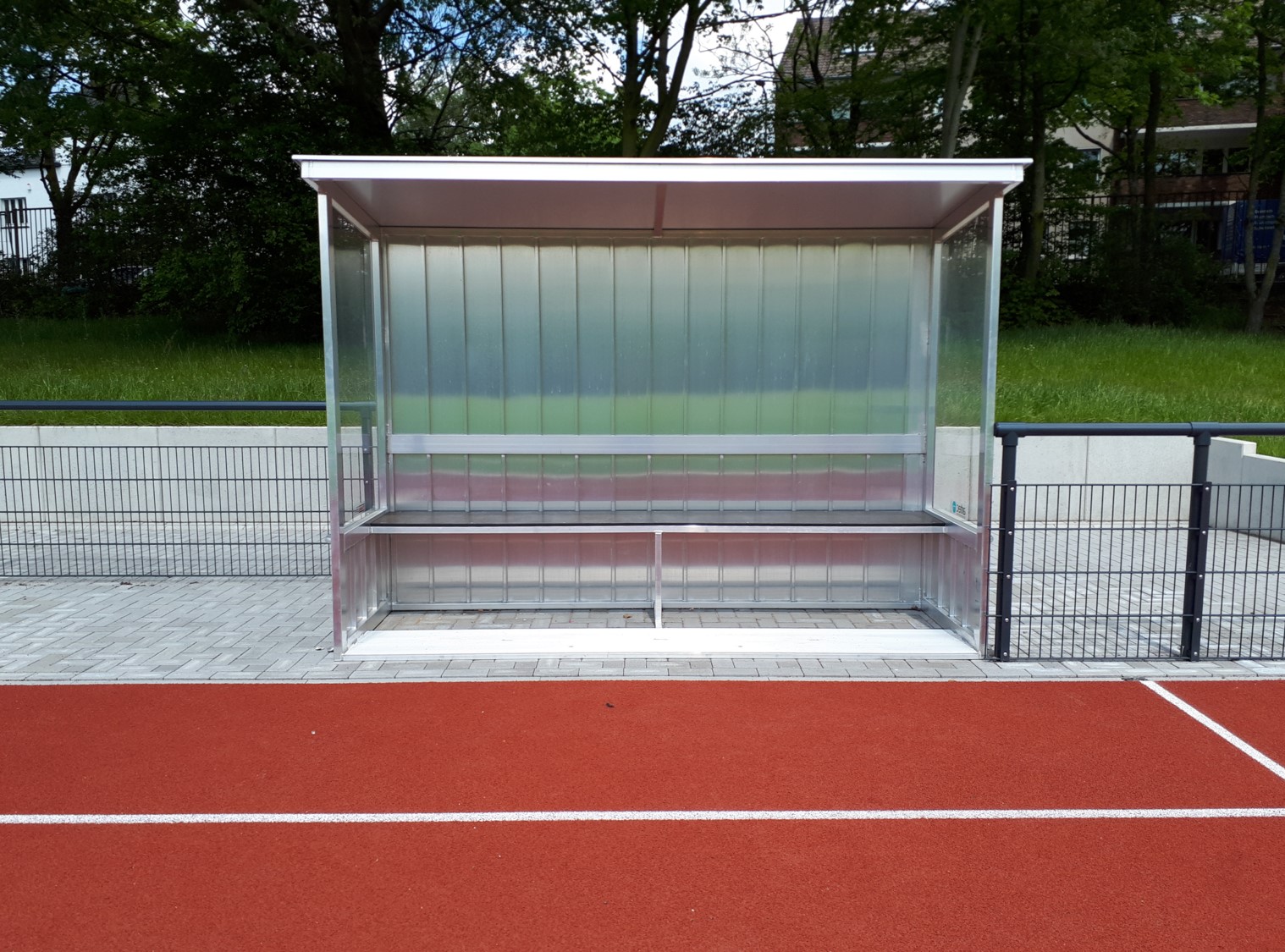 Ersatzbank auf dem Sportplatz