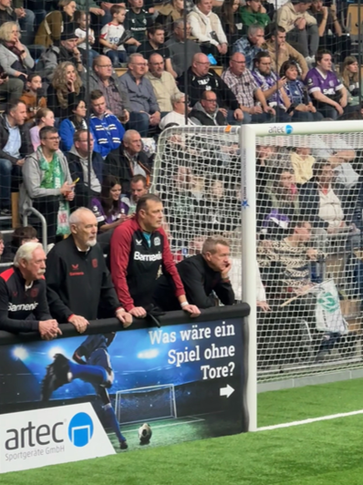 Fußballtore in Sonderformat beim Budenzauber in Lingen