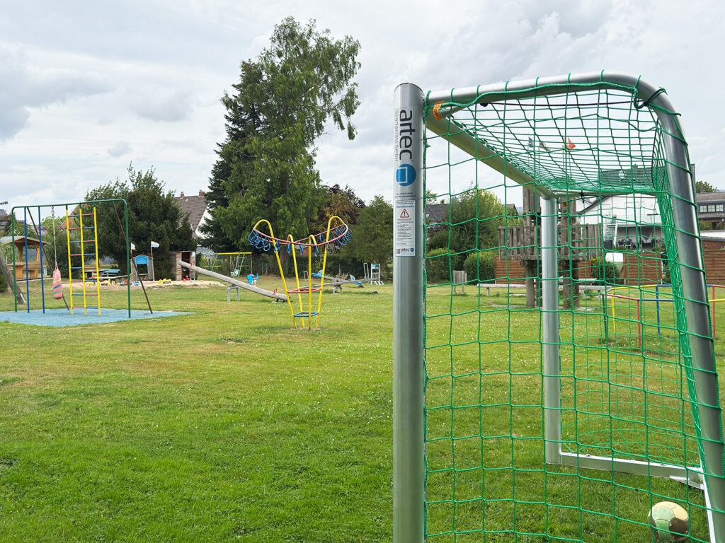 Bolztore für Spielplatz in Melle von artec Sportgeräte aus Melle